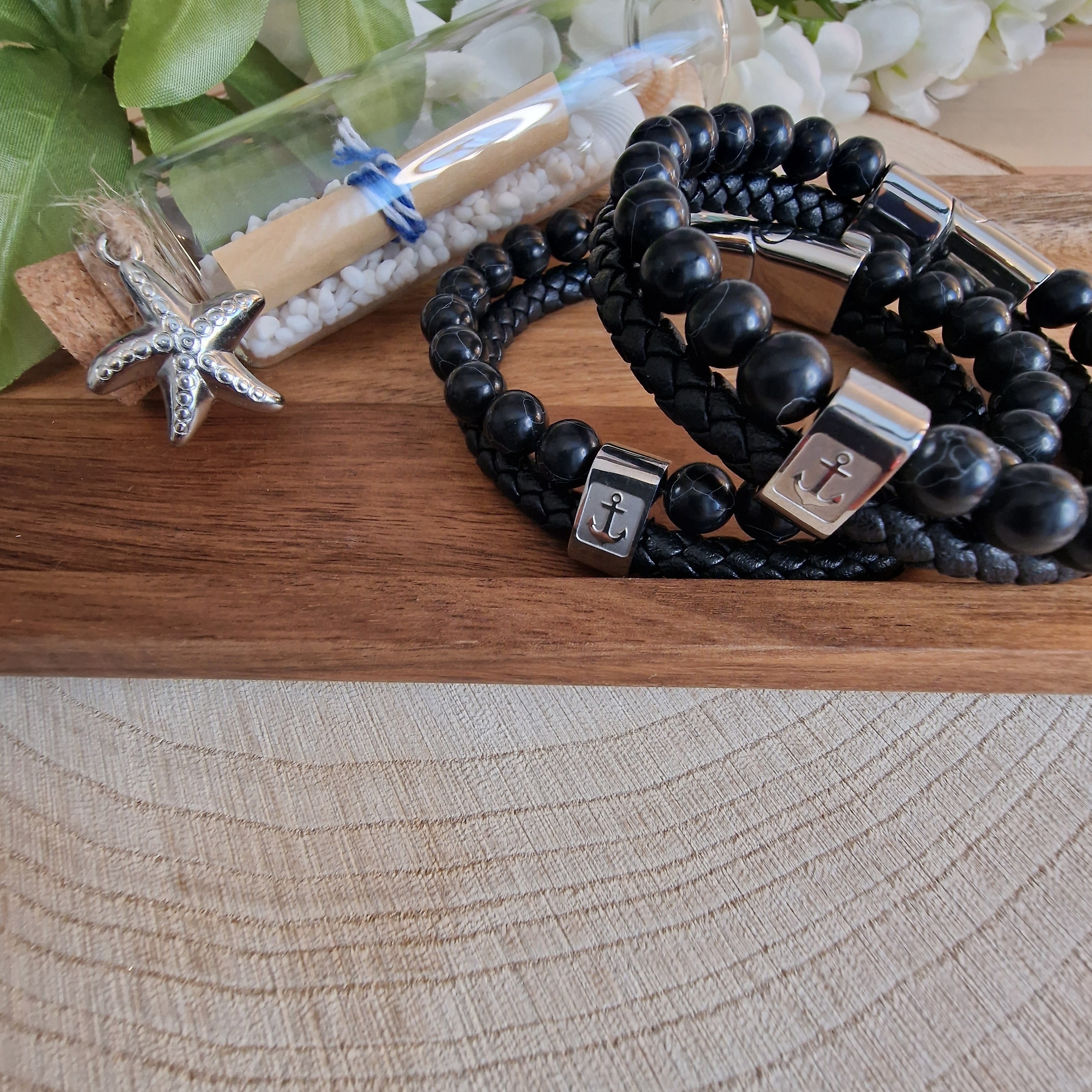 Herren Armband Mit Anker-Muster Aus Naturstein, Schwarz Gefärbt, Gewebte Kette Aus Geflochtenem Lederband